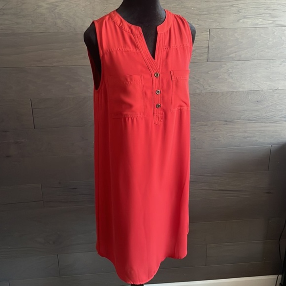NWT Adrienne Vittadini red shift dress